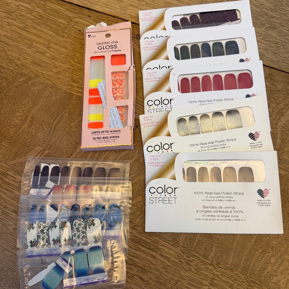 Assorted nail polish stickers